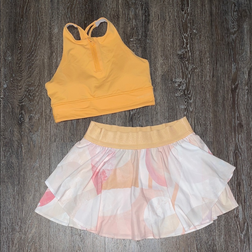 **SOLD** Like New Lululemon Matching Tennis Set. Size 8